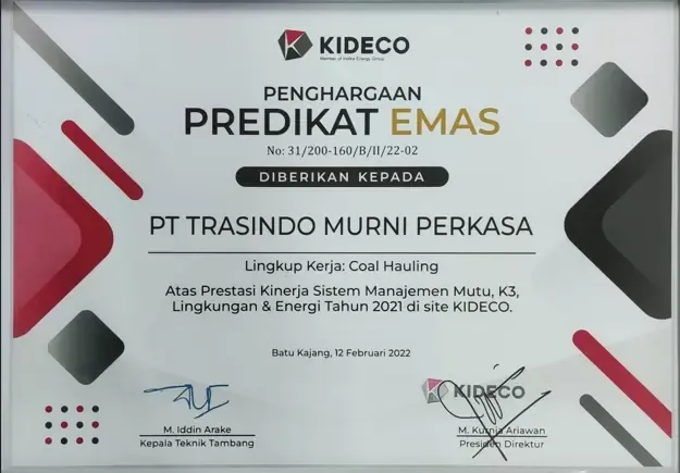 Predikat Emas 1